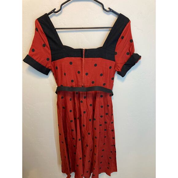 Unique Vintage Red and Black Short Sleeve Midi Length Retro Style Dress Size S/M - Picture 10 of 10